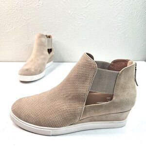 Paolo Linea Wedge Sneaker Sz 10.5 Tan Suede Perferated Casual Platform Shoe Boot